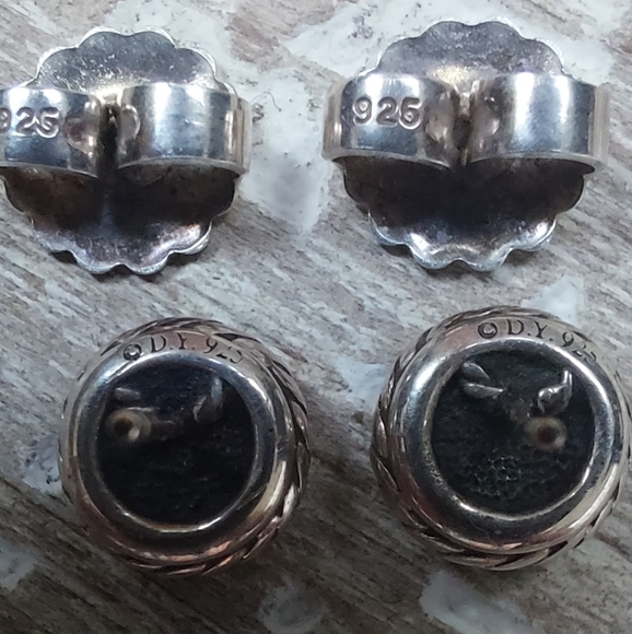 David Yurman black diamond earrings 8mm - Picture 5 of 6